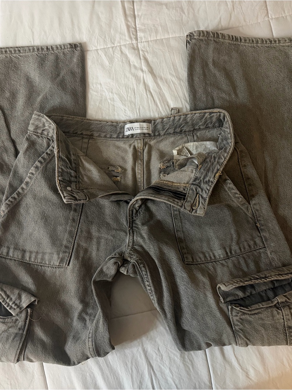 Zara Olive Gray Cargo Pants with Utility Pockets